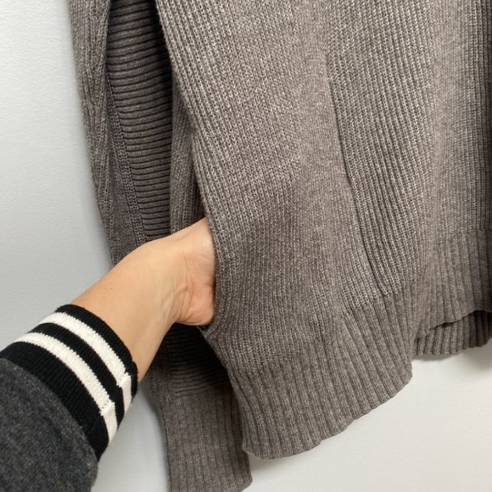 ❗️SOLD❗️Lululemon Sweat And Savasana Light Grey/Brown Sweater Size 6 - Picture 7 of 8